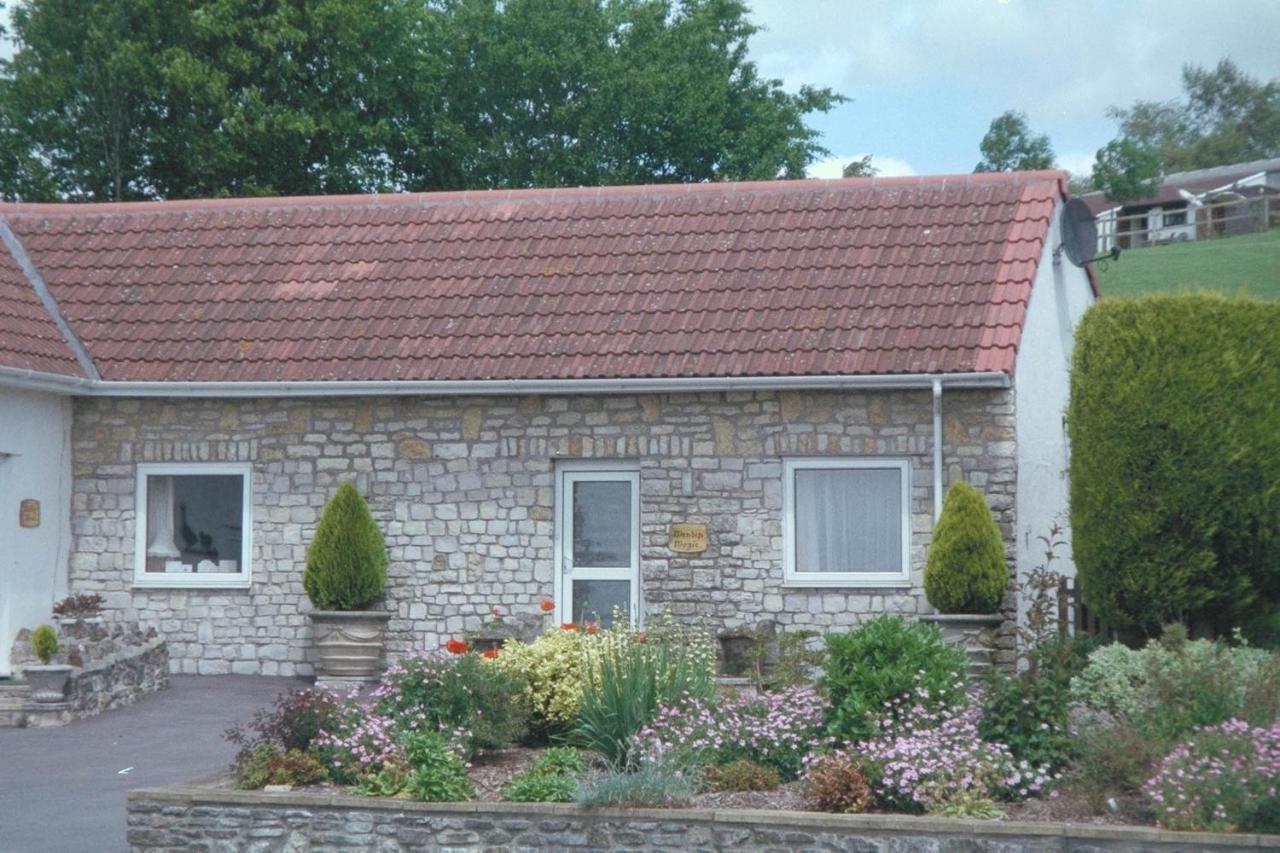 Greyfield Farm Cottages Farmborough Exteriör bild