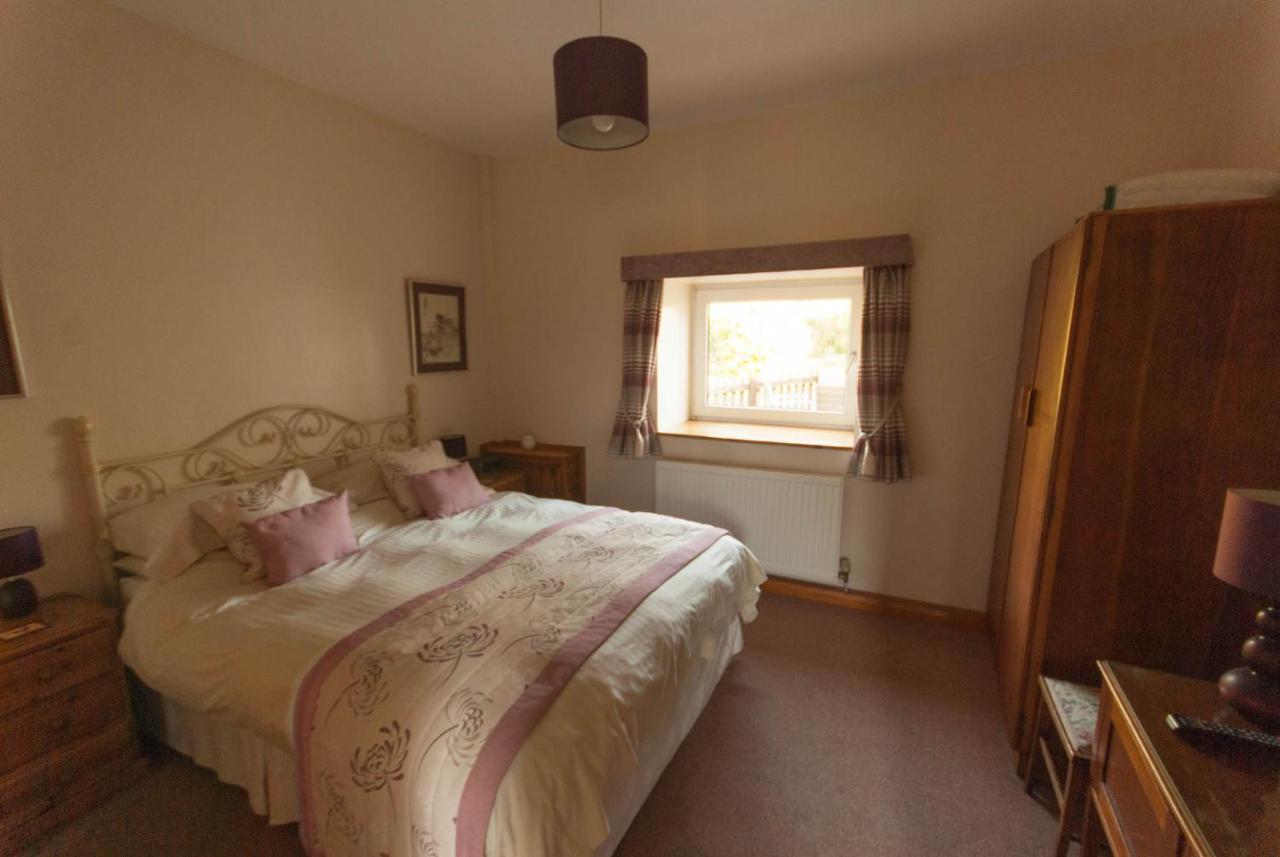 Greyfield Farm Cottages Farmborough Exteriör bild
