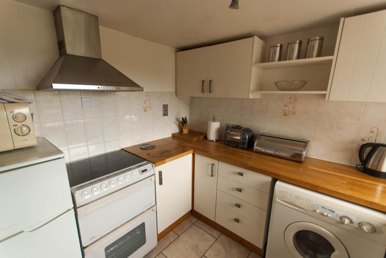 Greyfield Farm Cottages Farmborough Exteriör bild