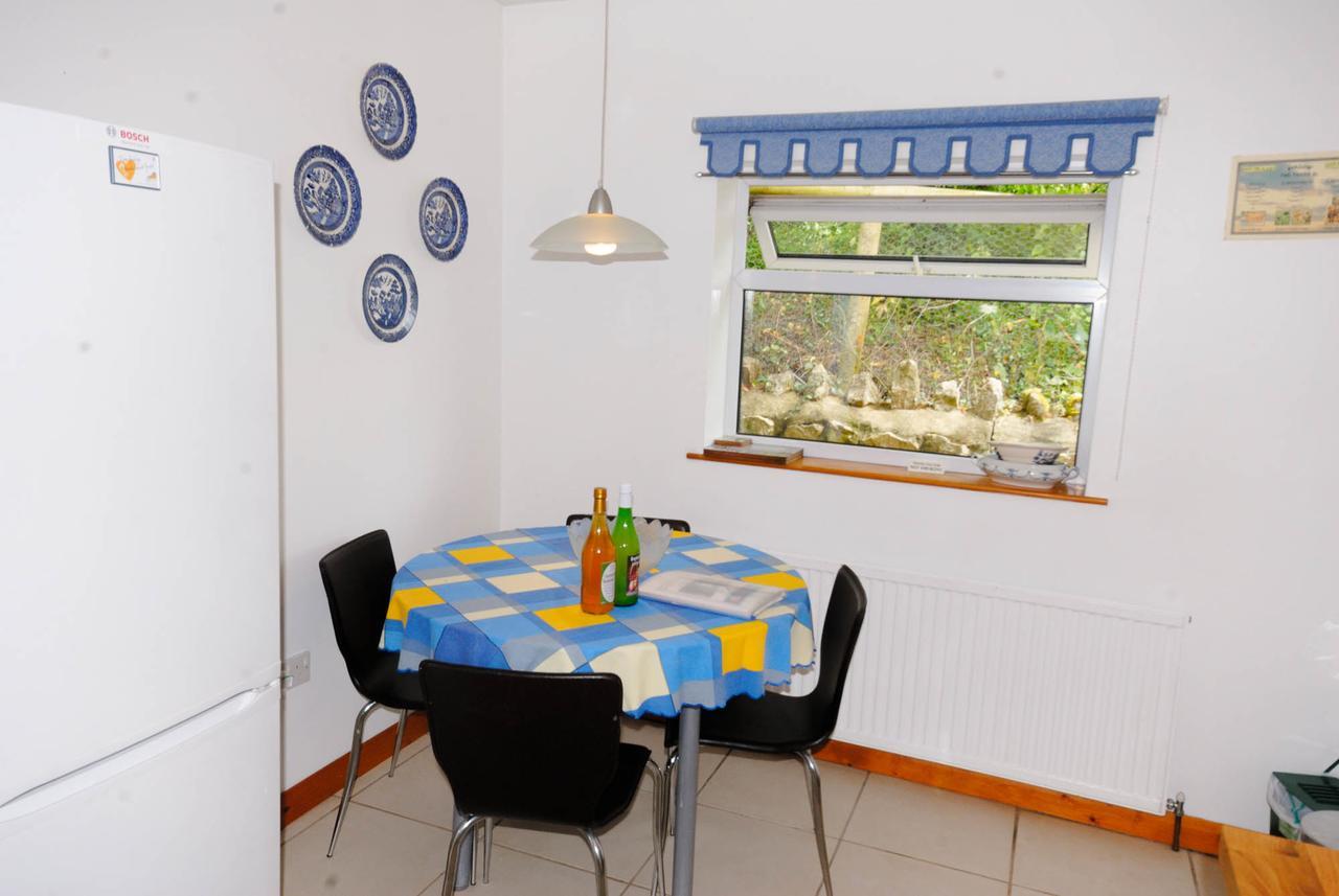 Greyfield Farm Cottages Farmborough Exteriör bild